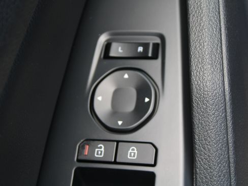 New 2026 Kia Sportage EX FWD image 21