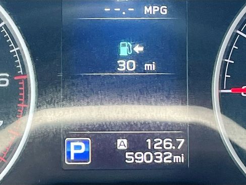 Used 2020 Subaru Ascent Premium w/ Convenience Package AWD/4WD image 12