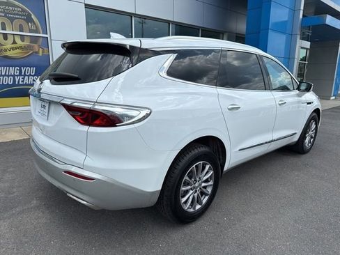Used 2024 Buick Enclave Premium AWD/4WD image 6
