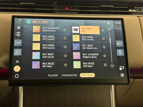 Used 2024 Land Rover Range Rover SE image 25