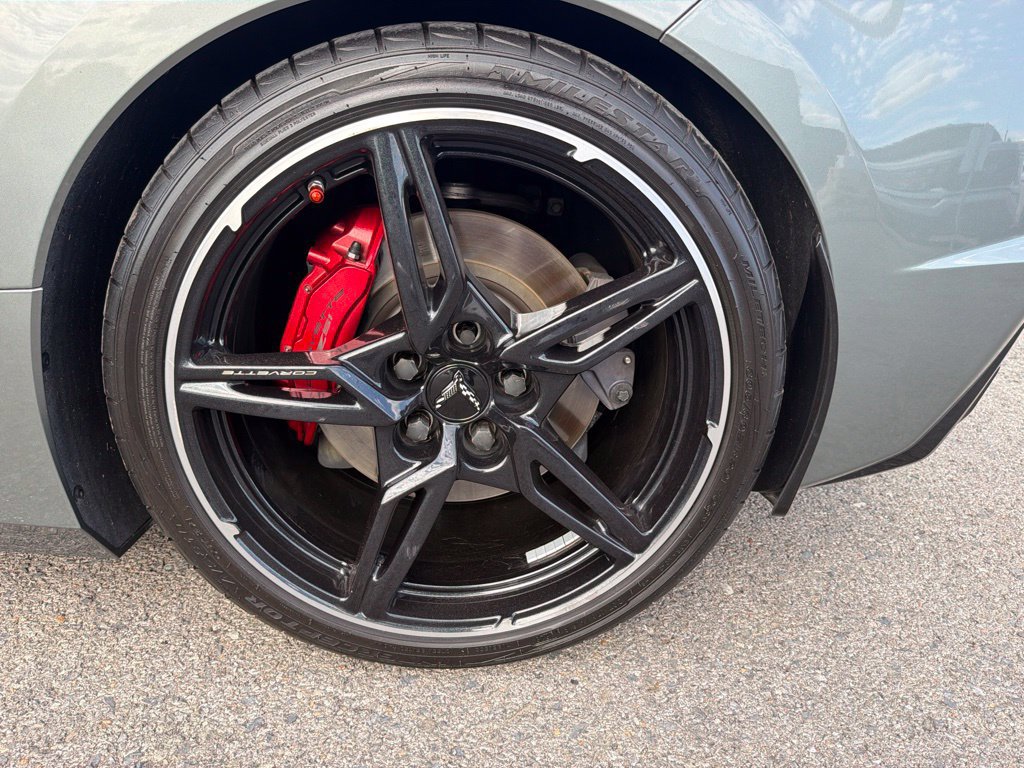 Used 2023 Chevrolet Corvette Stingray Preferred Conv w/ Z51 Performance Package RWD image 21