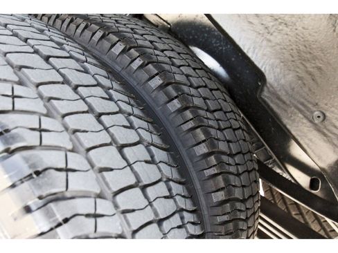 Used 2024 Ford F350 Lariat w/ FX4 Off-Road Package image 34