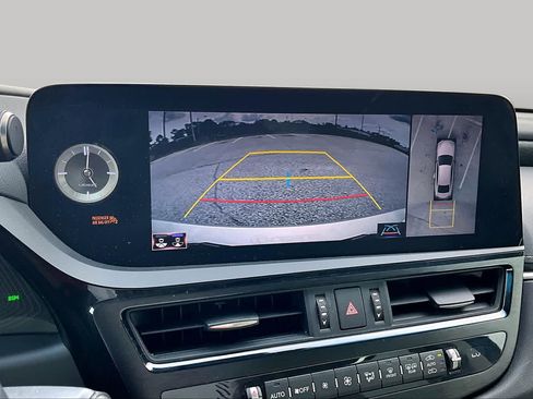 Used 2022 Lexus ES 350 Ultra Luxury w/ Accessory Package 2 FWD image 27