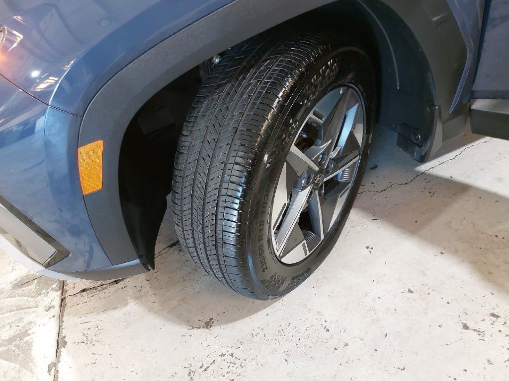 Certified 2025 Hyundai Tucson SEL FWD image 31