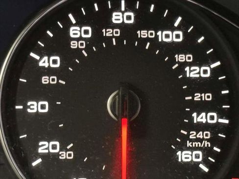 Used 2023 Audi Q5 2.0T Premium w/ Convenience Package image 24