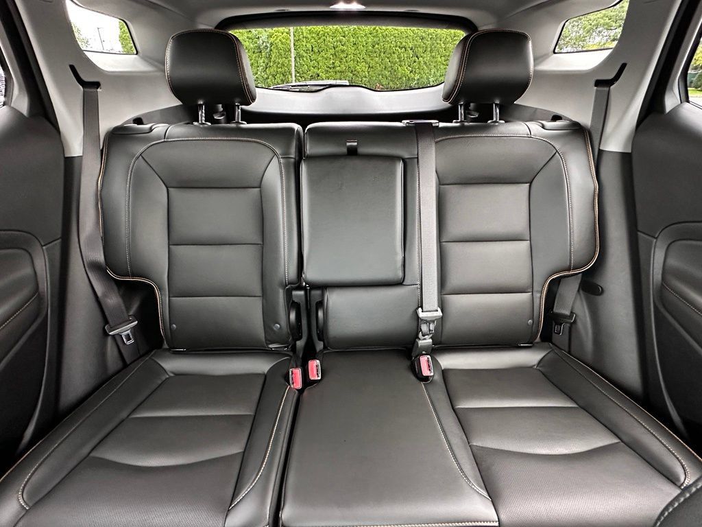 Certified 2023 GMC Terrain AT4 w/ Tech Package AWD/4WD image 29