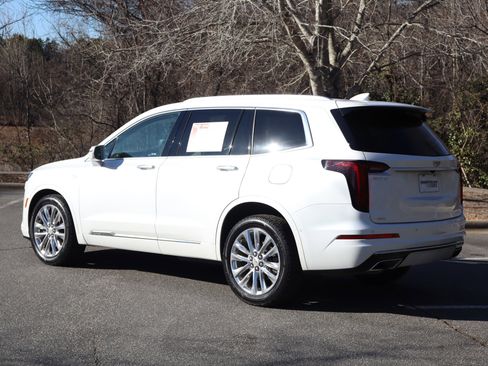 Used 2020 Cadillac XT6 Premium Luxury image 7