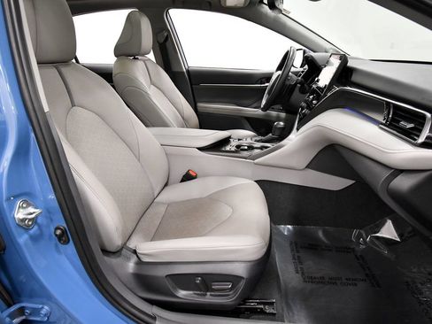 Used 2024 Toyota Camry XSE w/ Navigation Package FWD image 19