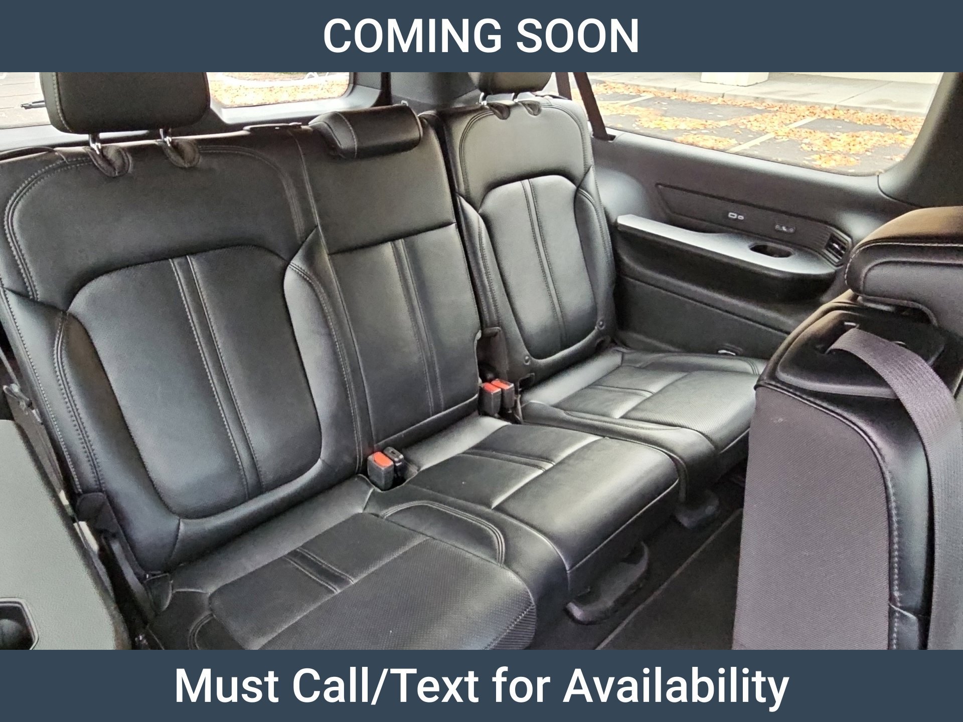 Used 2024 Jeep Wagoneer L Series II AWD/4WD image 12