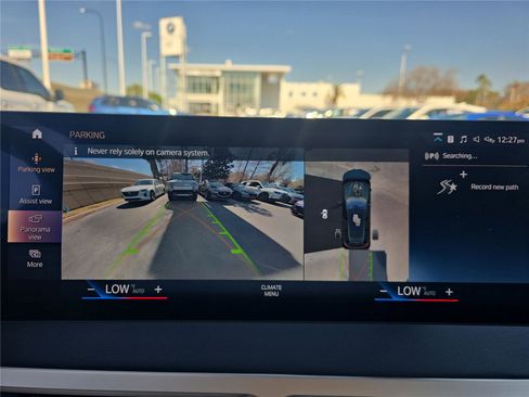 Used 2023 BMW iX xDrive50 w/ Premium Package image 19