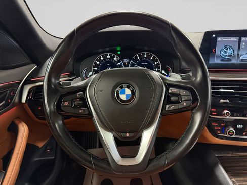 Used 2018 BMW 530i xDrive AWD/4WD image 17