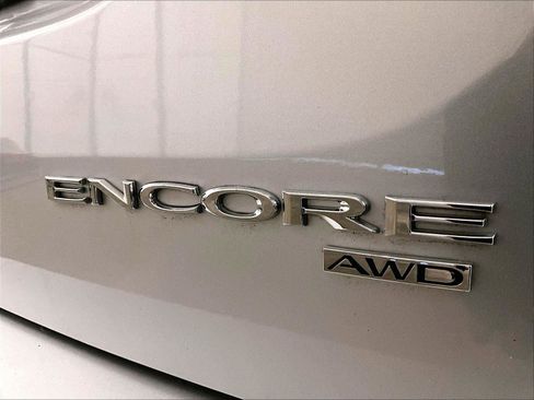 Used 2019 Buick Encore Sport Touring AWD/4WD image 13