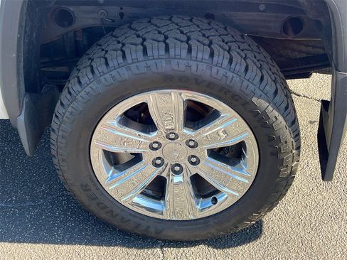 Used 2017 GMC Sierra 1500 SLT image 21