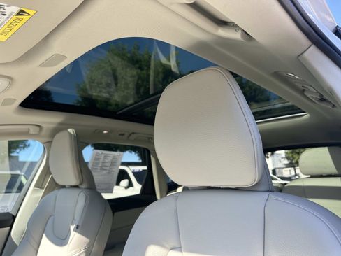 Certified 2025 Volvo XC60 T8 Core w/ Protection Package Premier image 35