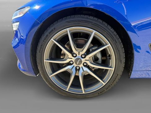 Used 2022 Genesis G70 2.0T w/ Prestige Package RWD image 9
