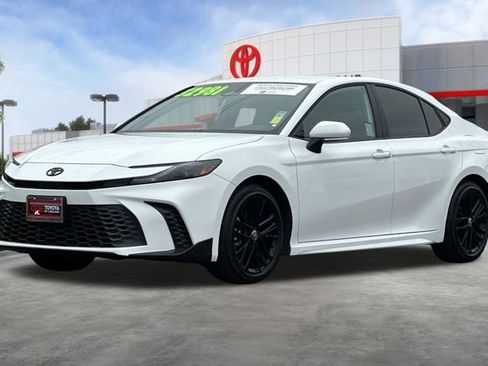 Certified 2026 Toyota Camry SE w/ Convenience Package FWD image 10