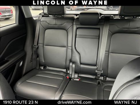 Certified 2022 Lincoln Corsair AWD w/ Equipment Group 101A image 12