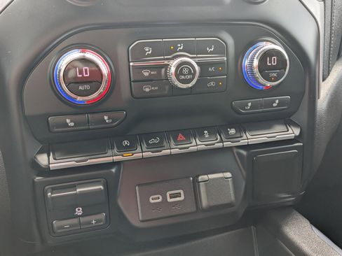 Used 2021 GMC Sierra 1500 Elevation AWD/4WD image 21