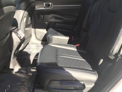 New 2026 Kia Sorento EX AWD/4WD image 16