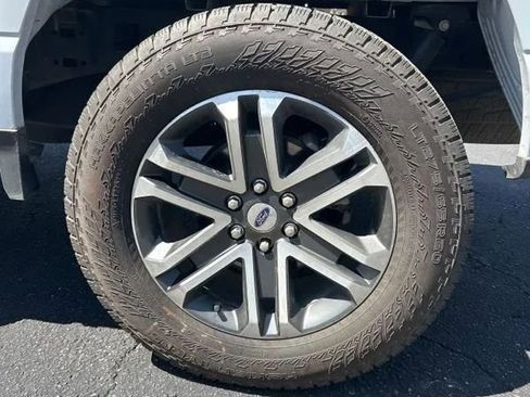 Used 2022 Ford F150 XL w/ STX Appearance Package AWD/4WD image 9