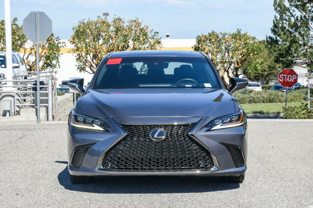Used 2019 Lexus ES 350 F Sport w/ Accessory Package 2 FWD image 2