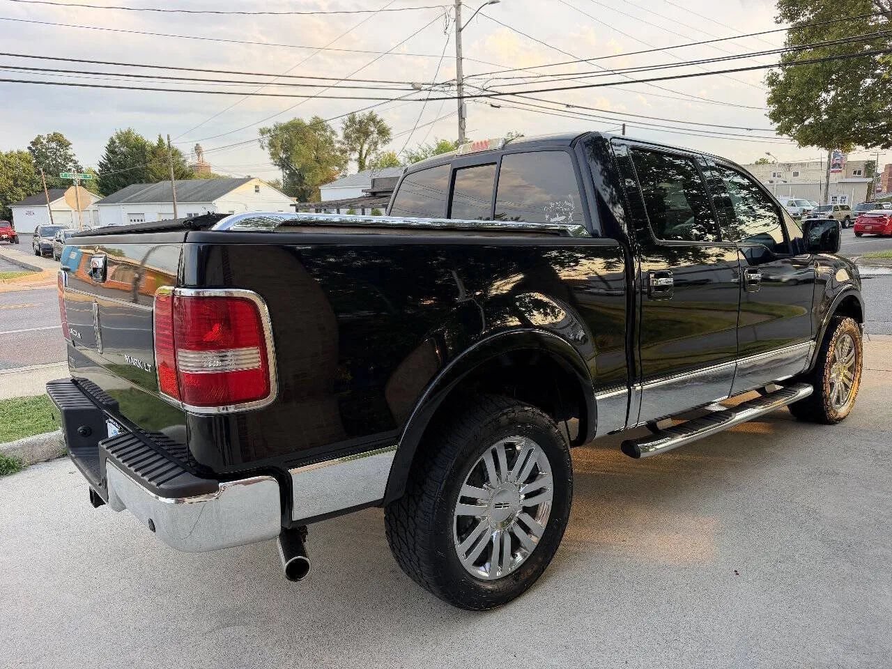 Used 2008 Lincoln Mark LT 4x4 image 9