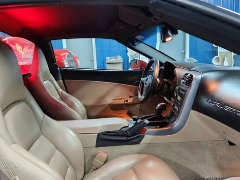 Used 2007 Chevrolet Corvette Convertible w/ Preferred Equipment Group image 16