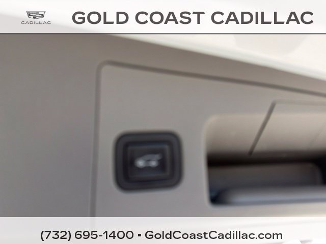 Used 2023 Cadillac XT5 Premium Luxury w/ Technology Package AWD/4WD image 12