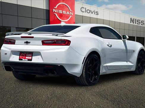 Used 2016 Chevrolet Camaro SS RWD image 3
