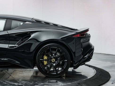 Used 2025 Lotus Emira RWD image 8
