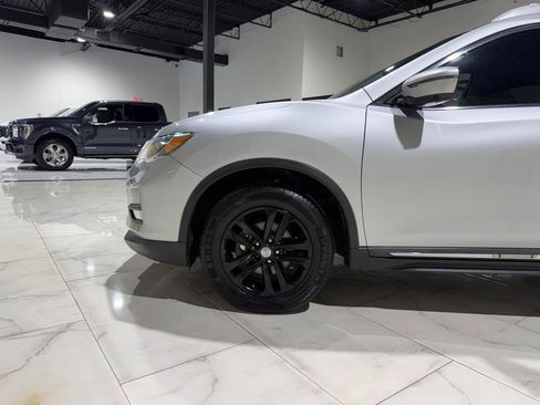 Used 2019 Nissan Rogue SL FWD image 6