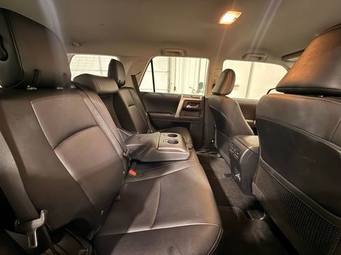 Used 2022 Toyota 4Runner TRD Sport AWD/4WD image 28