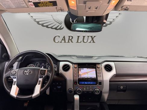 Used 2019 Toyota Tundra Limited w/ Limited Premium Package AWD/4WD image 11