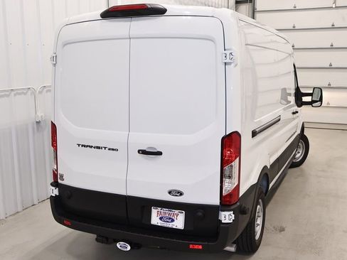 New 2026 Ford Transit 250 148 Medium Roof image 34