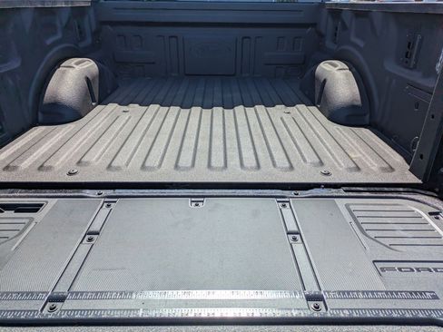 Used 2025 Ford F150 Raptor AWD/4WD image 31