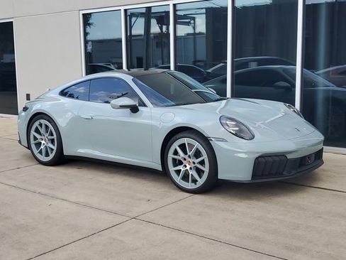 Used 2026 Porsche 911 Carrera GTS RWD image 10