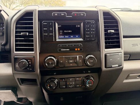 Used 2019 Ford F250 XL w/ STX Appearance Package image 34