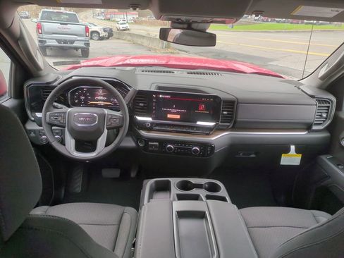 New 2026 GMC Sierra 1500 Elevation image 9