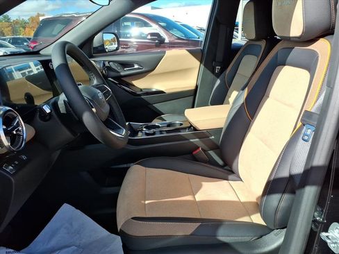 New 2026 Chevrolet Equinox ACTIV image 13