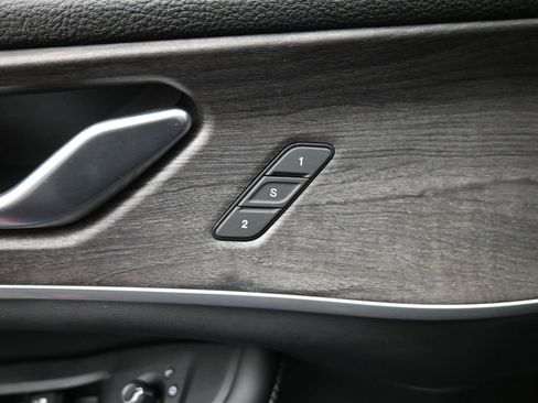 Used 2023 Jeep Grand Cherokee 4xe image 13