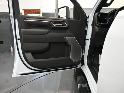 New 2026 Chevrolet Silverado 2500 High Country w/ Technology Package image 9