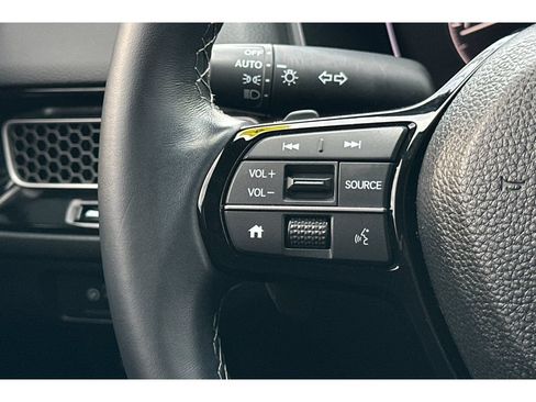 Used 2025 Honda Civic Sport image 35