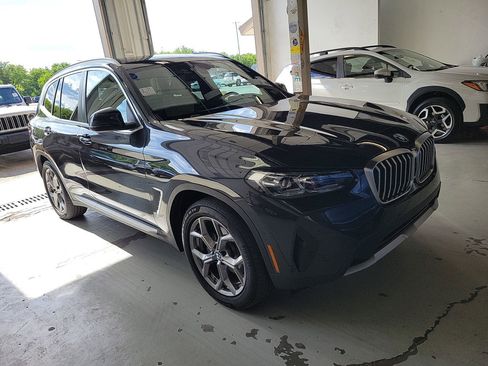 Used 2024 BMW X3 xDrive30i w/ Premium Package AWD/4WD image 2