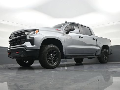 Used 2024 Chevrolet Silverado 1500 LT Trail Boss w/ Convenience Package II AWD/4WD image 25