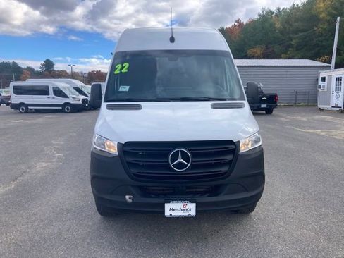 Used 2022 Mercedes-Benz Sprinter 2500 image 2