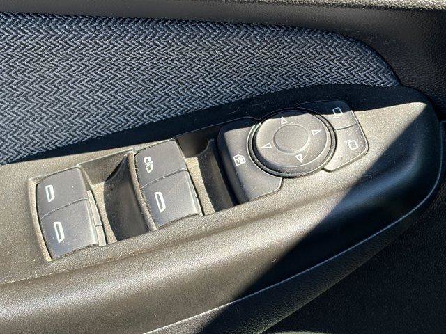 Used 2022 Chevrolet TrailBlazer LT w/ Confidence II Package FWD image 7
