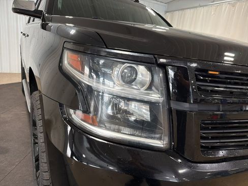 Used 2015 Chevrolet Tahoe LTZ AWD/4WD image 13