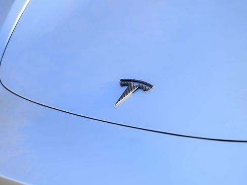 Used 2018 Tesla Model 3 Long Range image 18