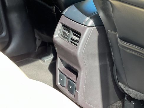 Used 2018 Ford Edge SEL w/ Equipment Group 201A image 25