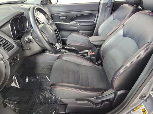 Used 2024 Mitsubishi Outlander Sport SE AWD/4WD image 19